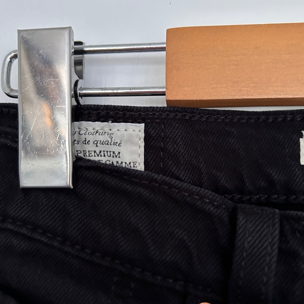 Women’s Levi’s Wedgie Straight Black Jeans Size 24 - Picture 3 of 10